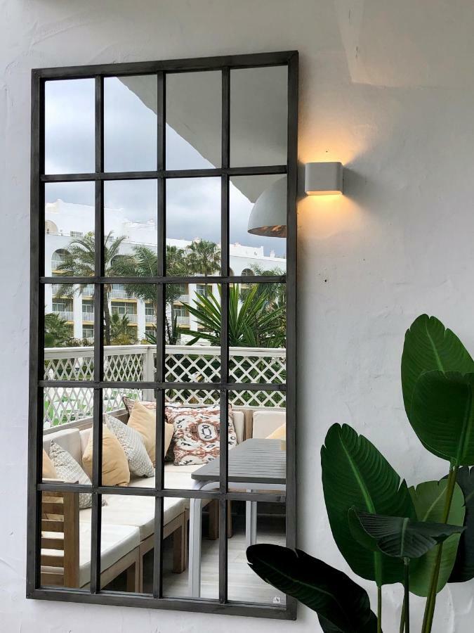 Luxury Apartment In La Isla, Walking Distance To Puerto Banus Marbella Exterior photo