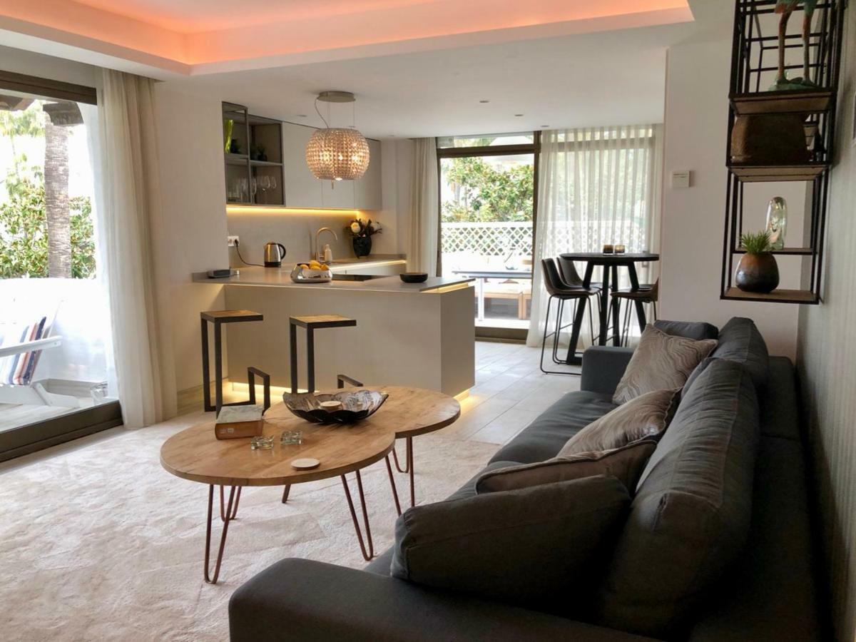 Luxury Apartment In La Isla, Walking Distance To Puerto Banus Marbella Exterior photo
