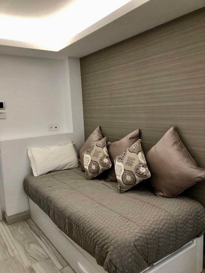 Luxury Apartment In La Isla, Walking Distance To Puerto Banus Marbella Exterior photo