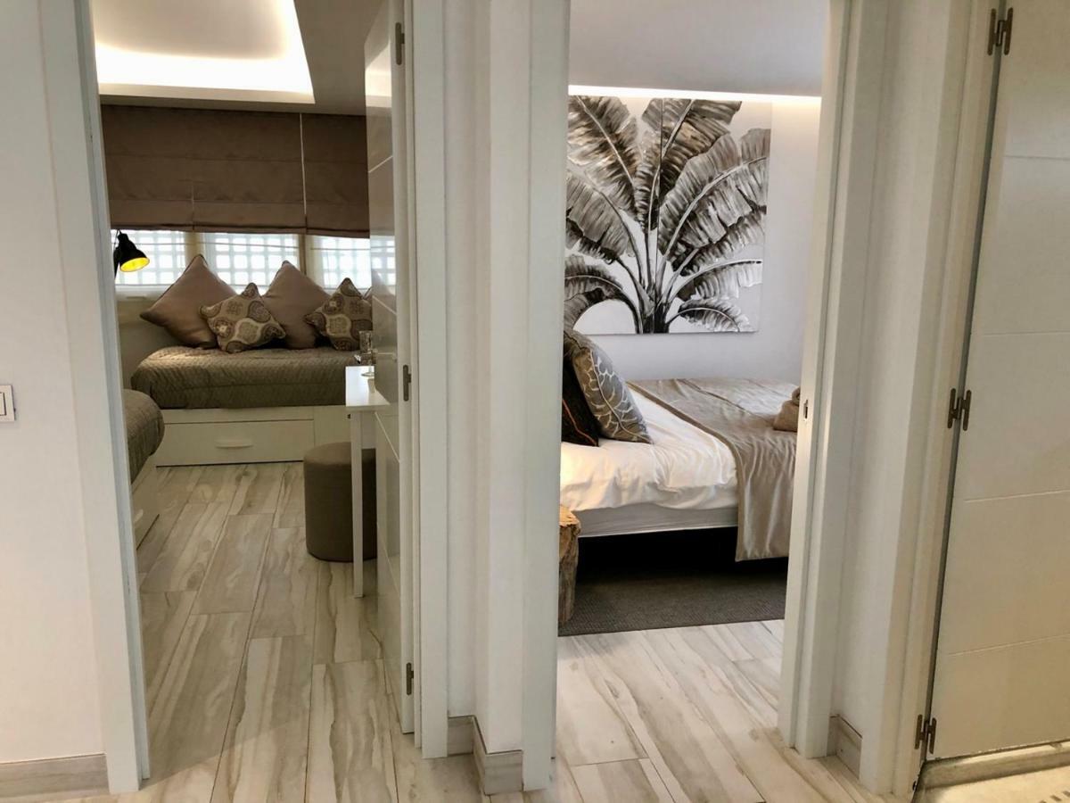 Luxury Apartment In La Isla, Walking Distance To Puerto Banus Marbella Exterior photo